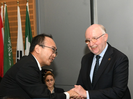 Toshiyuki Onuma and Salvatore Sciacchitano